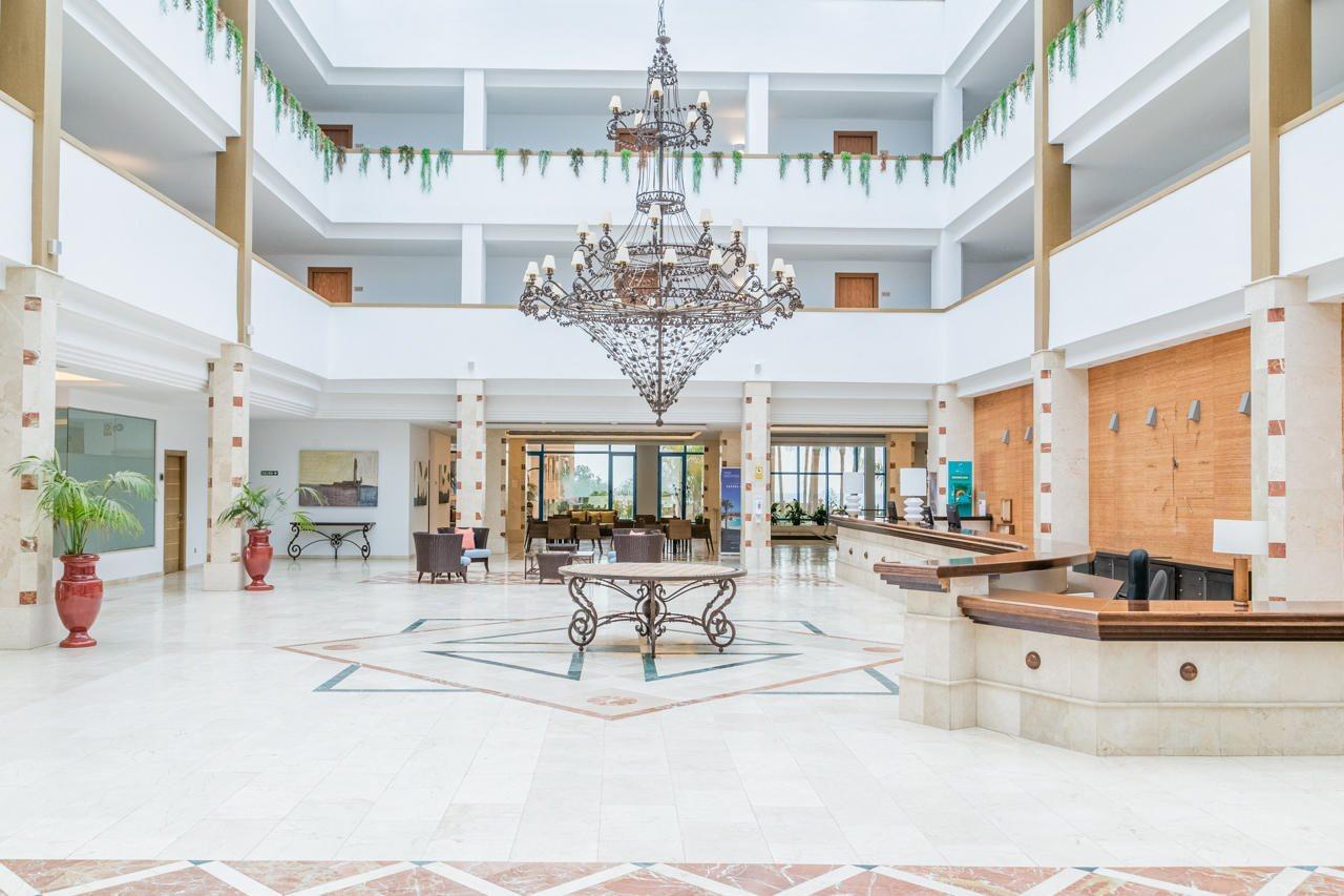 Hotel Oh Nice Caledonia Estepona Buitenkant foto