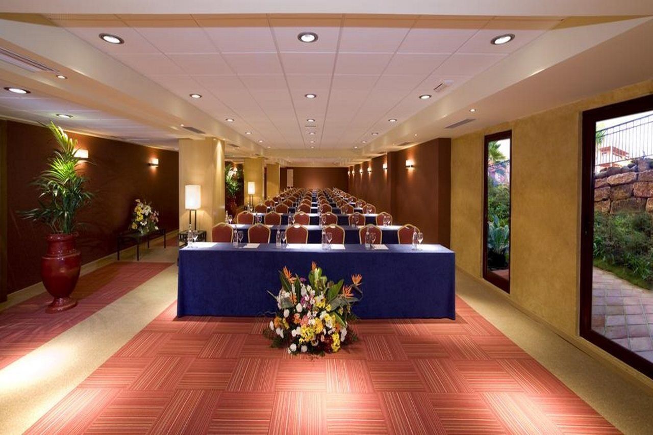 Hotel Oh Nice Caledonia Estepona Buitenkant foto